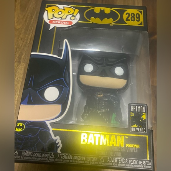 Funko POP! Heroes 80th-Batman - (1995) - Picture 3 of 6